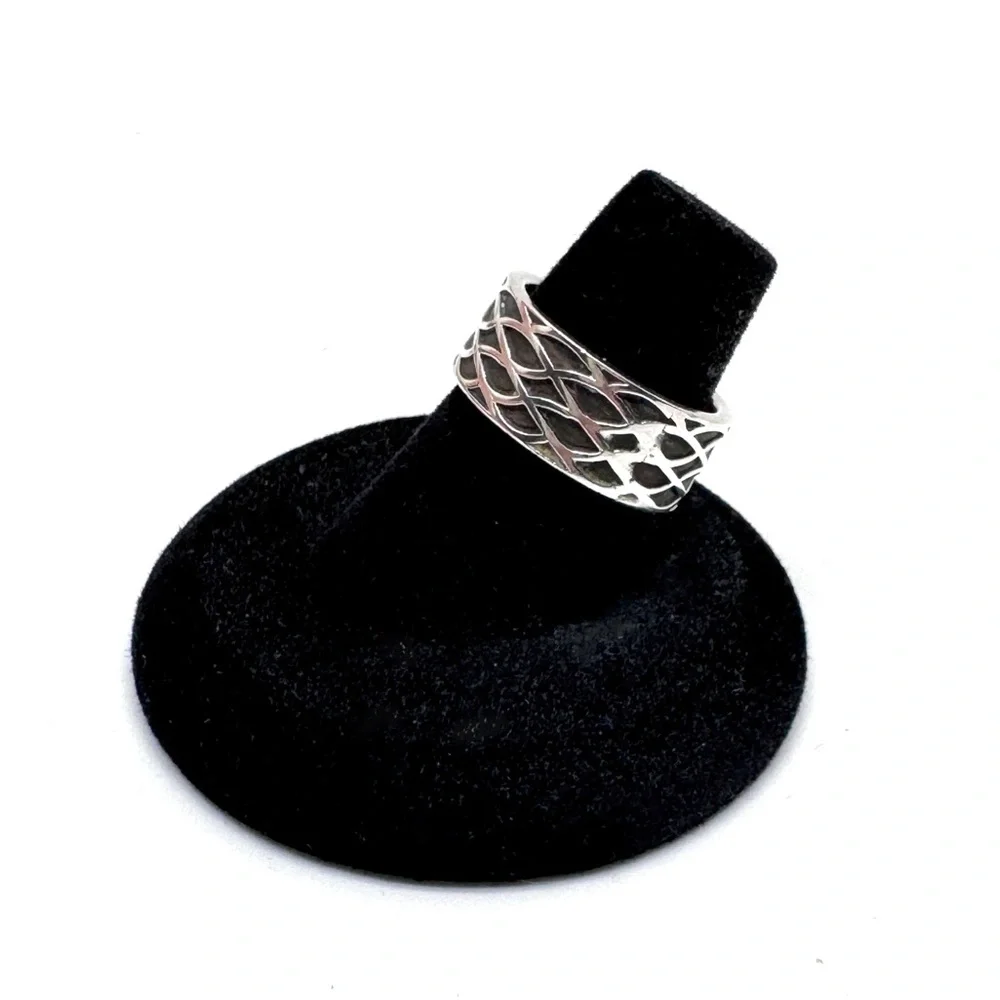 Taxco Vintage Sterling Silver and Black Geometric Wide Band Ring Size 6 1/4
